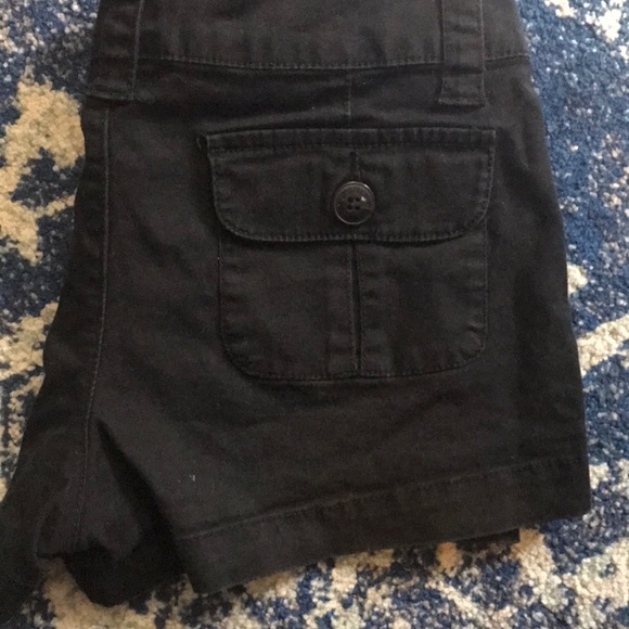 Shorts - Picture 2 of 3